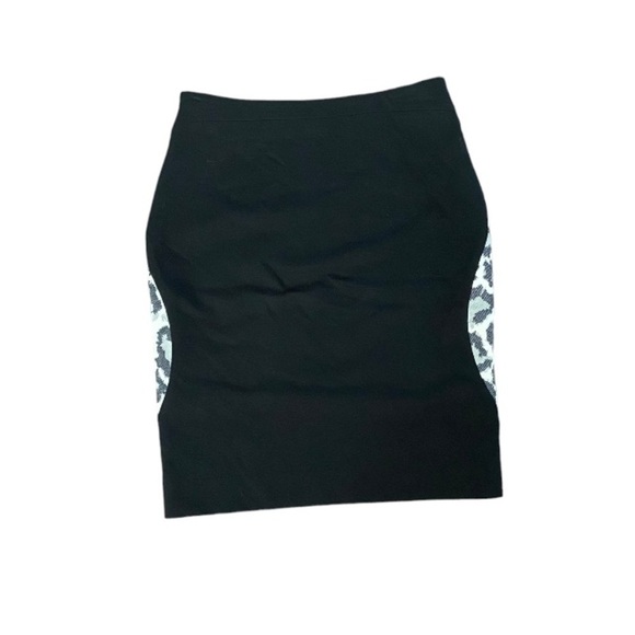 Diane Von Furstenberg Emma Leopard Print Pencil Skirt - Picture 3 of 7
